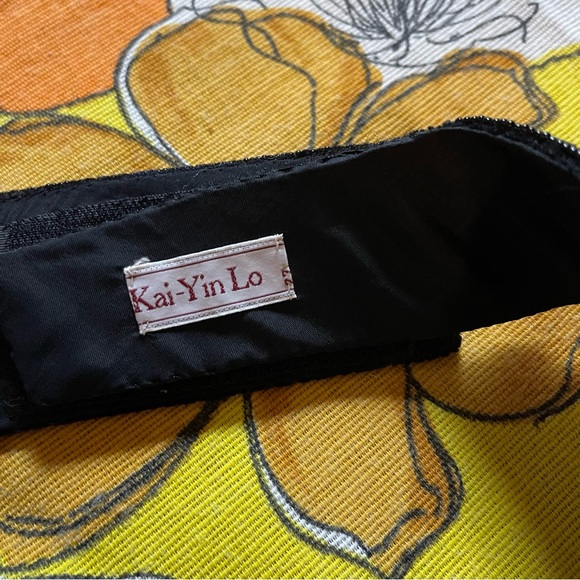 Velvet Beaded Belt - Picture 3 of 4